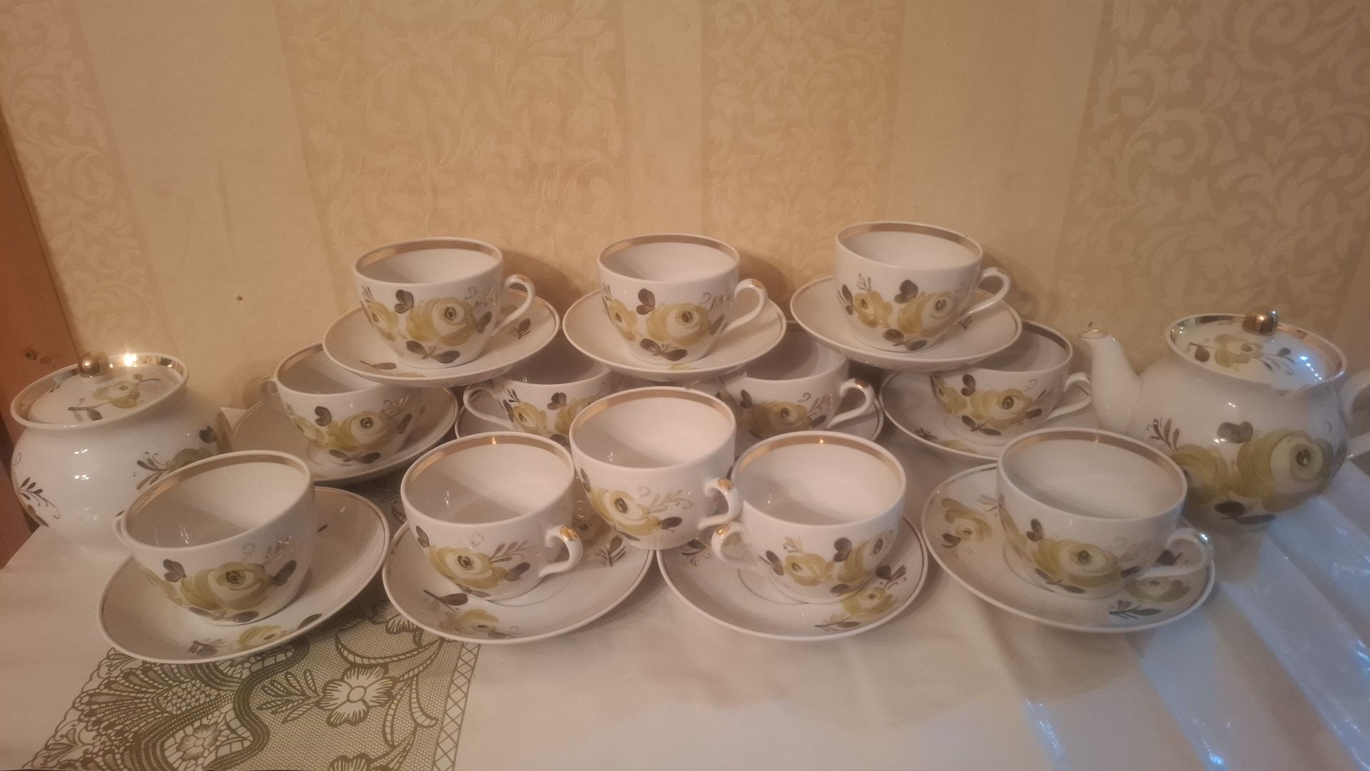 Чайный сервиз .Гдр.Kahla
