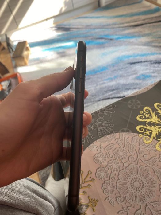 Iphone 11 black 64 gb
