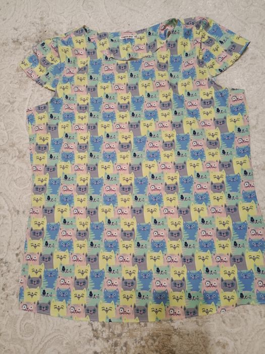 Отдам одежду  женскую