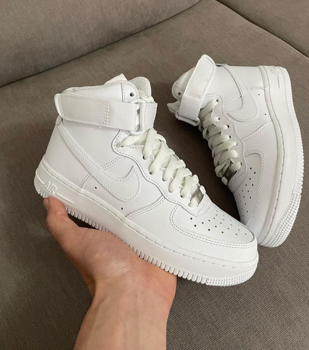 Air Force 1 Mid Triple White