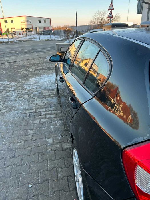 2005 BMW Seria 1 E87