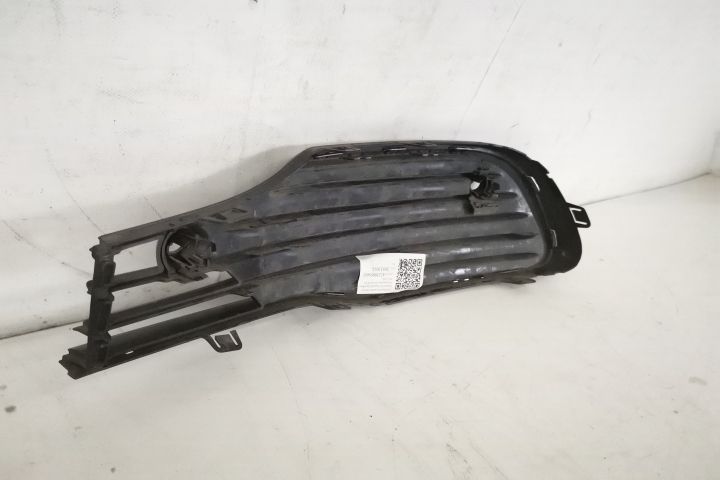 Grila Proiector Laterala Dreapta Originala Cu Senzor In Stare Buna Mer