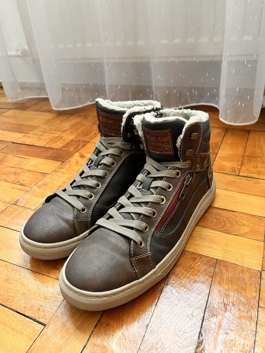 Ghete barbati Mustang