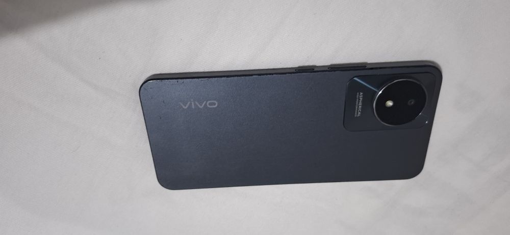 VIVO  Y02t 64gb.