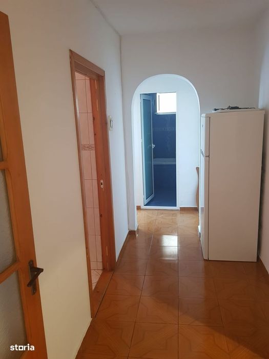 Vanzare apartament cu 2 camere, Micro 20 (J-uri )etaj 5, sup. 53 mp.