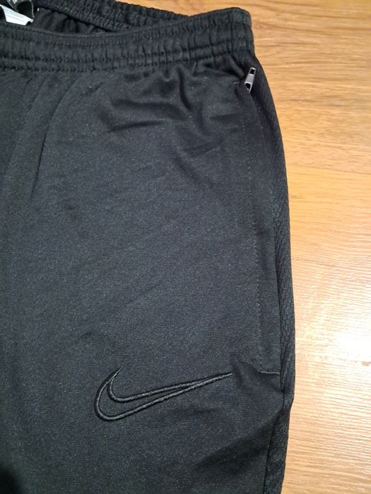 Анцуг Nike размер М