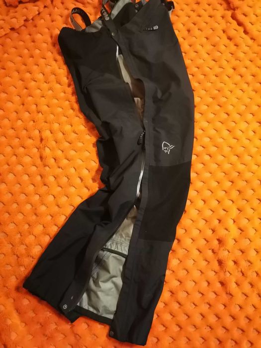 NORRONA Arch Wall-
 Gore-Tex 
Мъжки биб - полугащеризон
Премиум клас
