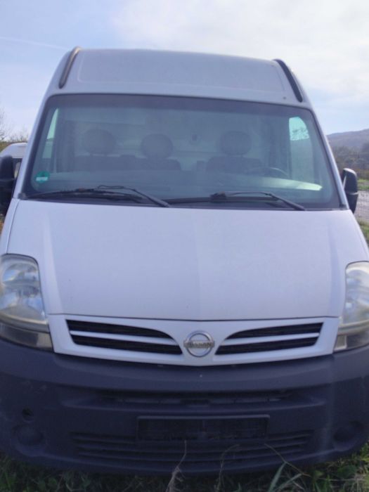 Нисан Интер. Турбо Дизел