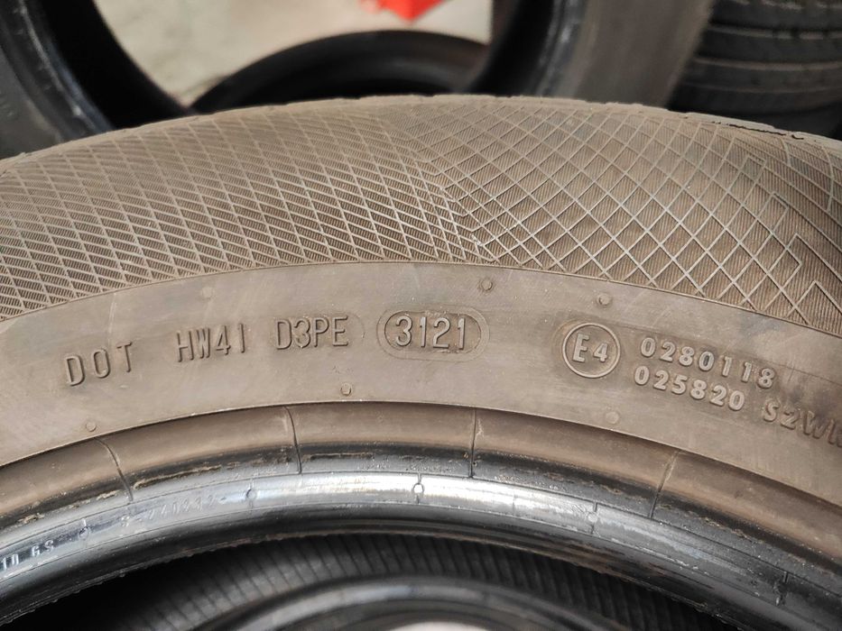 4бр. зимни гуми 235/65/17 Continental