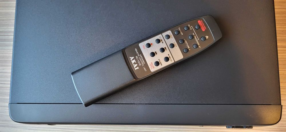 Video player cu înregistrare Akai VS-R110EDG, made în Japan, impecabil