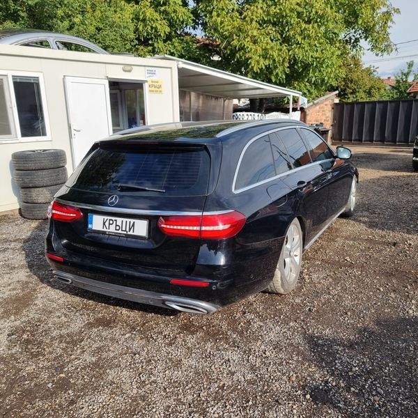 Mercedes E 220 W213 4 matic комби 2018г. на части 
! ! ! За ин