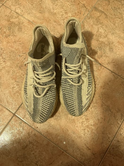 Adidasi Adidas Yeezy
