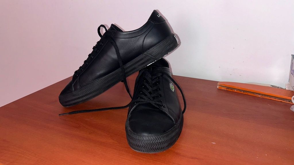 Pantofi Lacoste negri mărimea 44.5