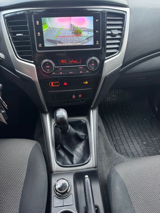 Mitsubishi L200 fara avarii sau defecte