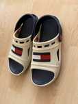 Tommy Hilfiger чехли