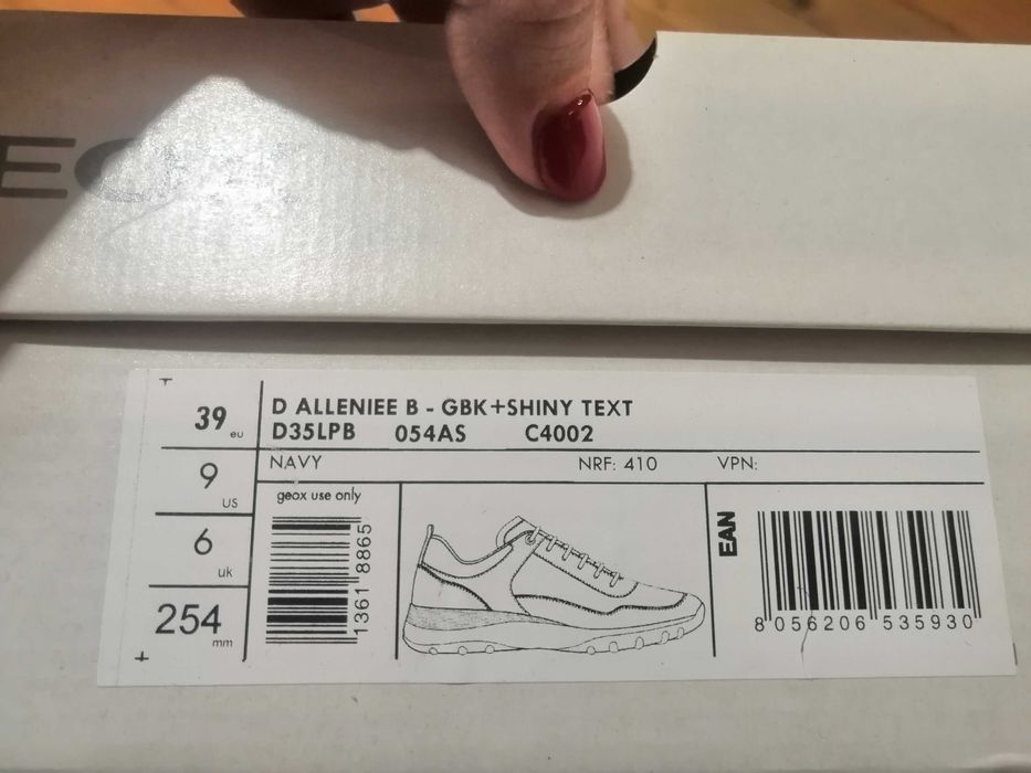 Geox чисто нови обувки 39 номер