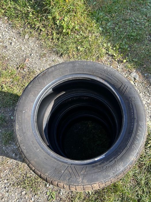 Vând cauciucuri de iarna 600 lei