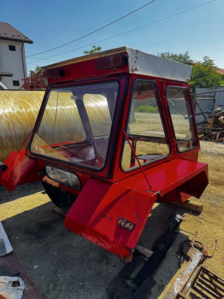 Cabina conica tractor U 650
