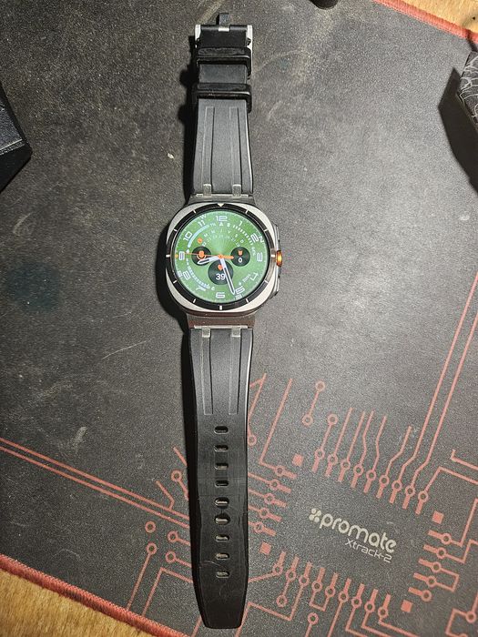 Samsung galaxy watch ultra cu Huawei ultimate