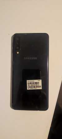 Vând Samsung A7 pt piese
