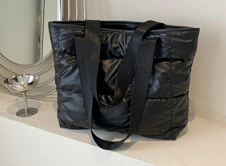 Чисто нова дамска чанта за през рамо, черна, 37x28x9см