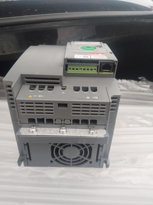 Частотник Schneider