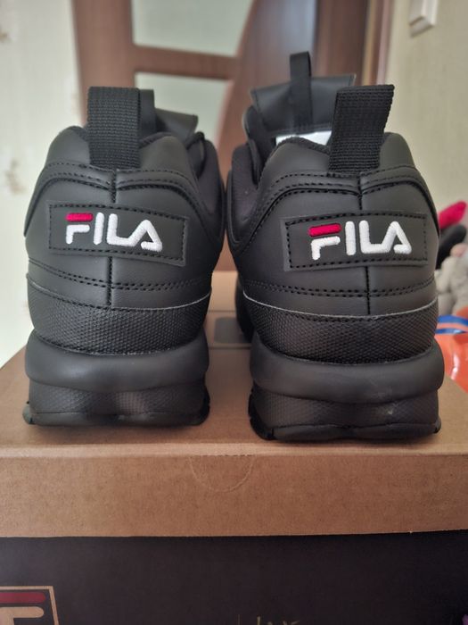 Маратонки FILA 44 номер
