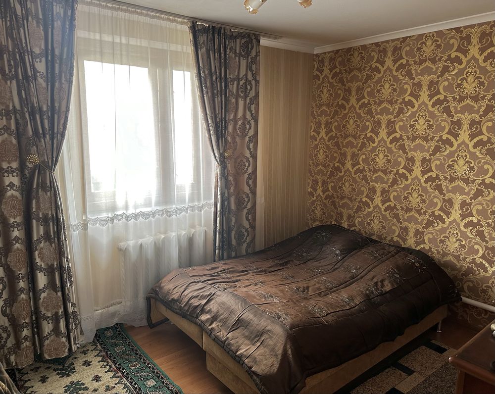Продам частный благоустроенный дом из 4-х комн.