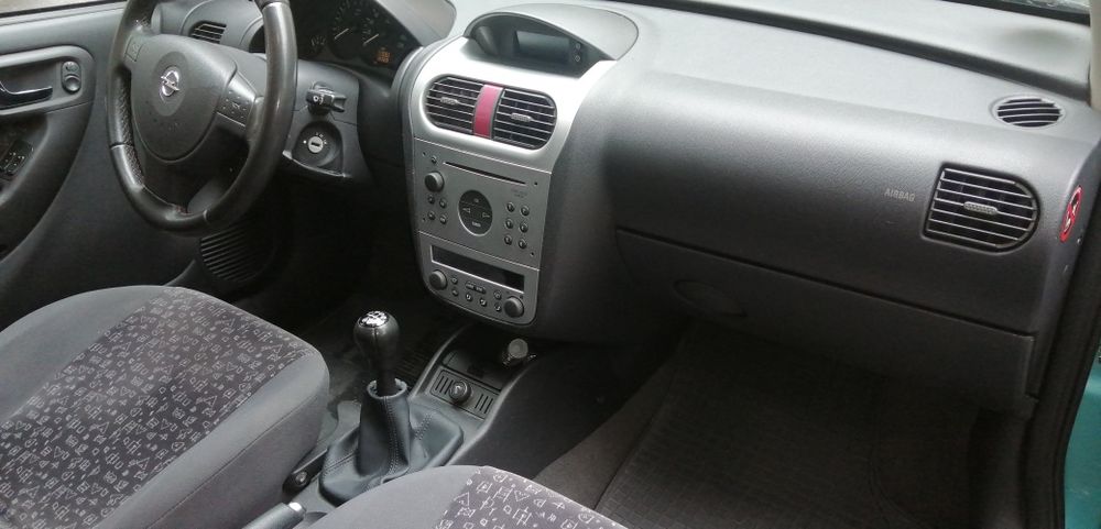 Opel Corsa 1.2 benzina