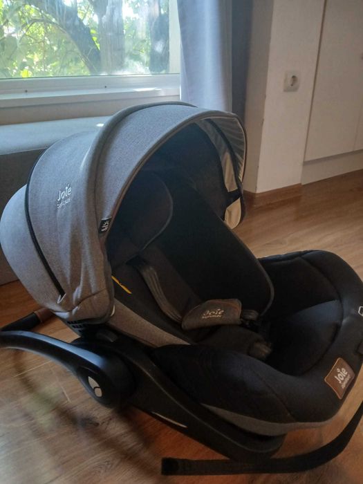 Детско столче за кола Joie (до 13 кг) и Isofix база