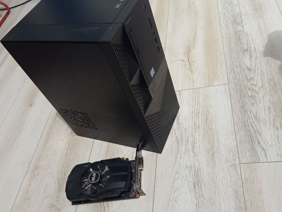 vând calculator gaming