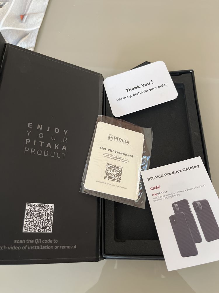 Продавам кейс за samsung galaxy note 10