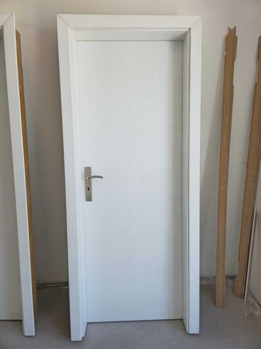 Интериорни врати