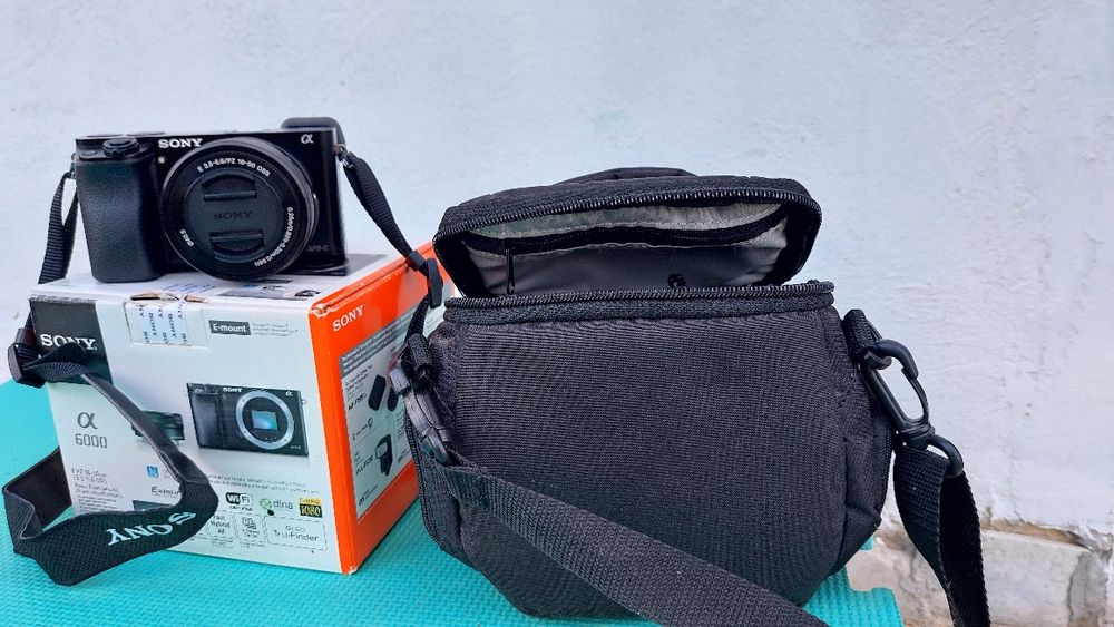 Фотоапарат Sony alpha 6000