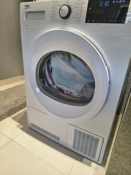 Uscător rufe Beko 9 kg prin condensare.