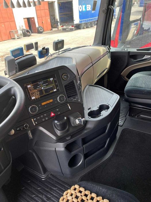 MB Actros 1845Mega BigSpace,Xenon-2019,Taho nou-27.500 euro neg