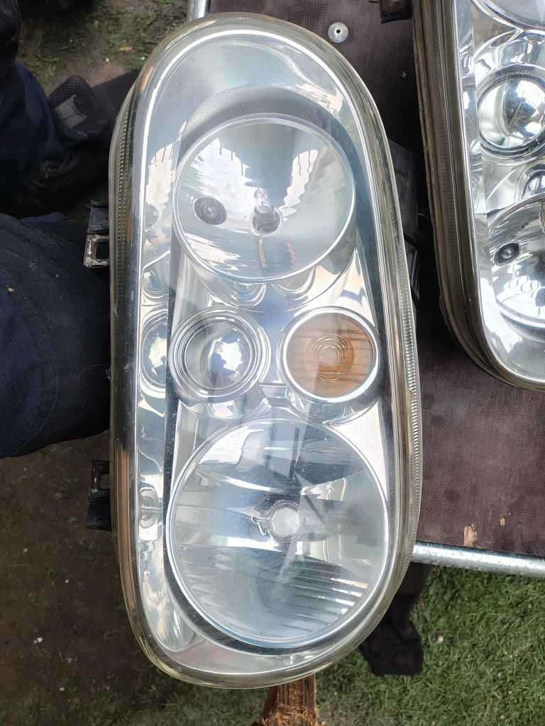Faruri/stopuri golf 4
