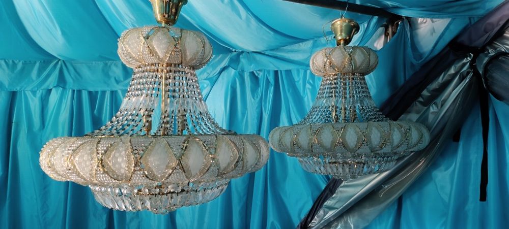 Продам люстры,большие для высоких потолков