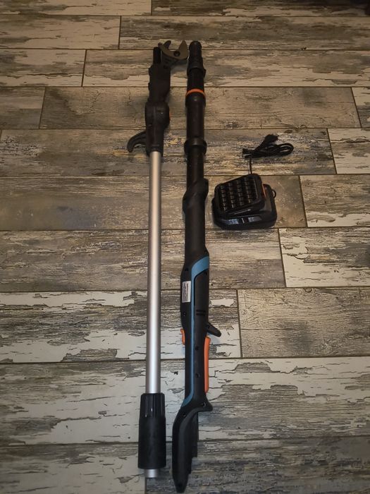 Foarfeca telescopică Gardena