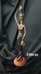 Statueta bronz. Femeie cu ulcior