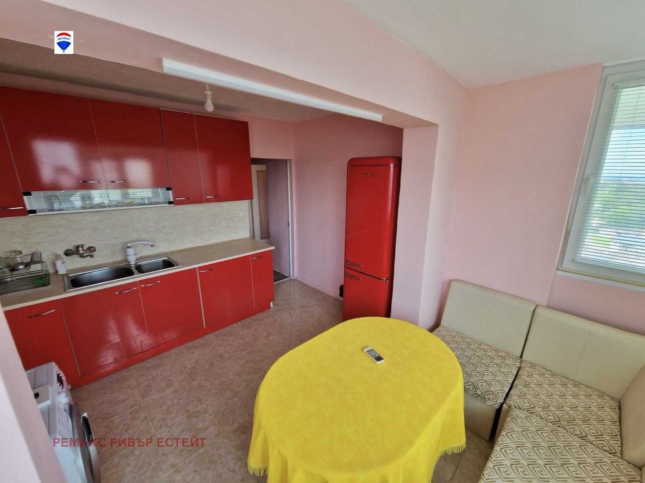 Продава се Едностаен апартамент в Русе, Чародейка - Юг - 38 кв.м за 1287 €/кв.м - Снимка #7
