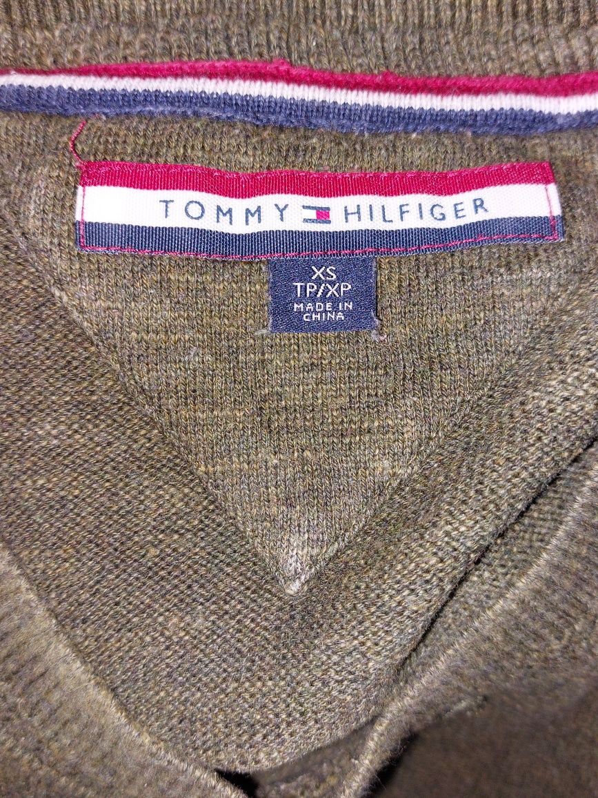 Tommy Hilfiger pulover / bluza xs