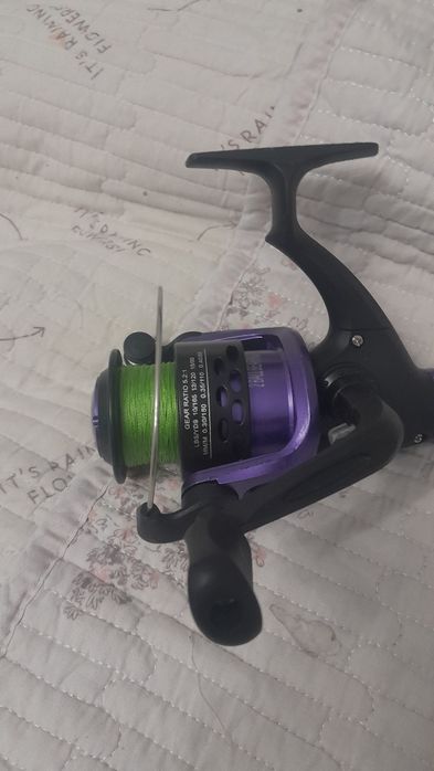 Катушка кобра новая с плетенкой 0.14