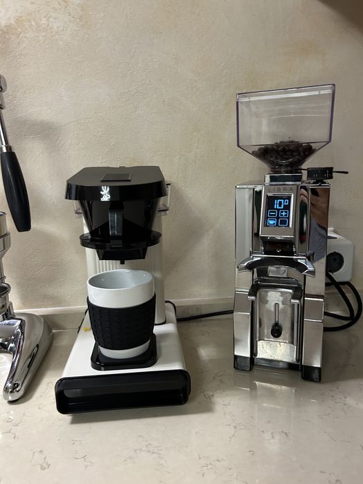 Eureka Mignon Libra 16CR - еспресо  кафемелачка с плоски дискове