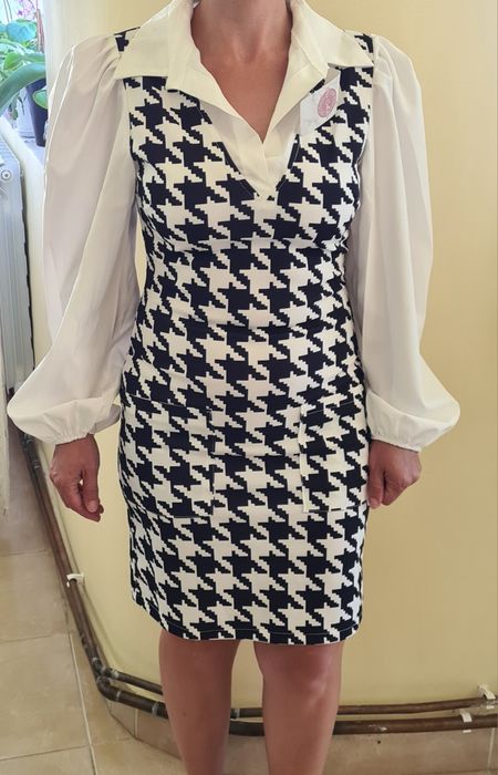 Rochie Pepit cu mâneci lungi