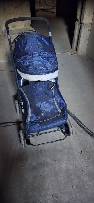 Срочно продам зимние санки