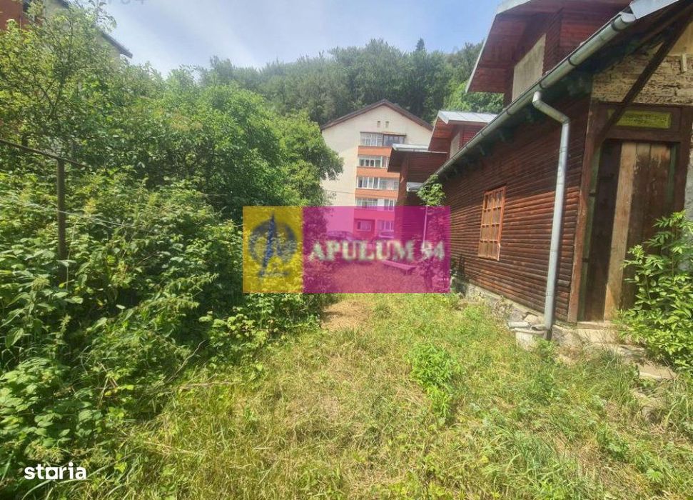 Teren cu constructie de vânzare în Bușteni - Zona Lidl