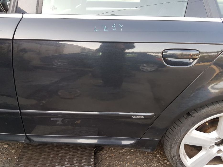 Usa / Portiera Stanga Spate Audi A4 B7 2004 - 2008 Cod Culoare LZ9Y
