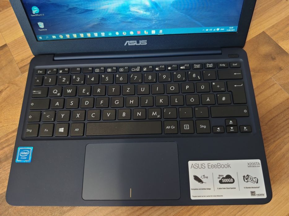 Laptop Asus X205TA