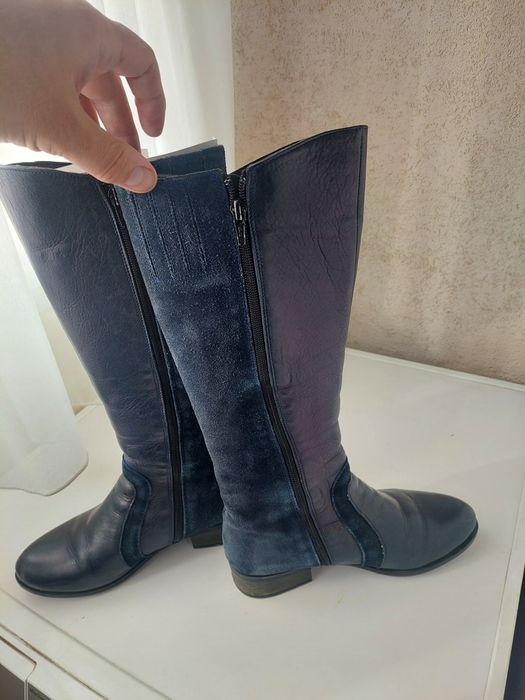 Дамски кожени ботуши